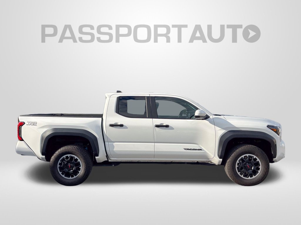 Used 2024 Toyota Tacoma TRD Off-Road AWD/4WD image 11