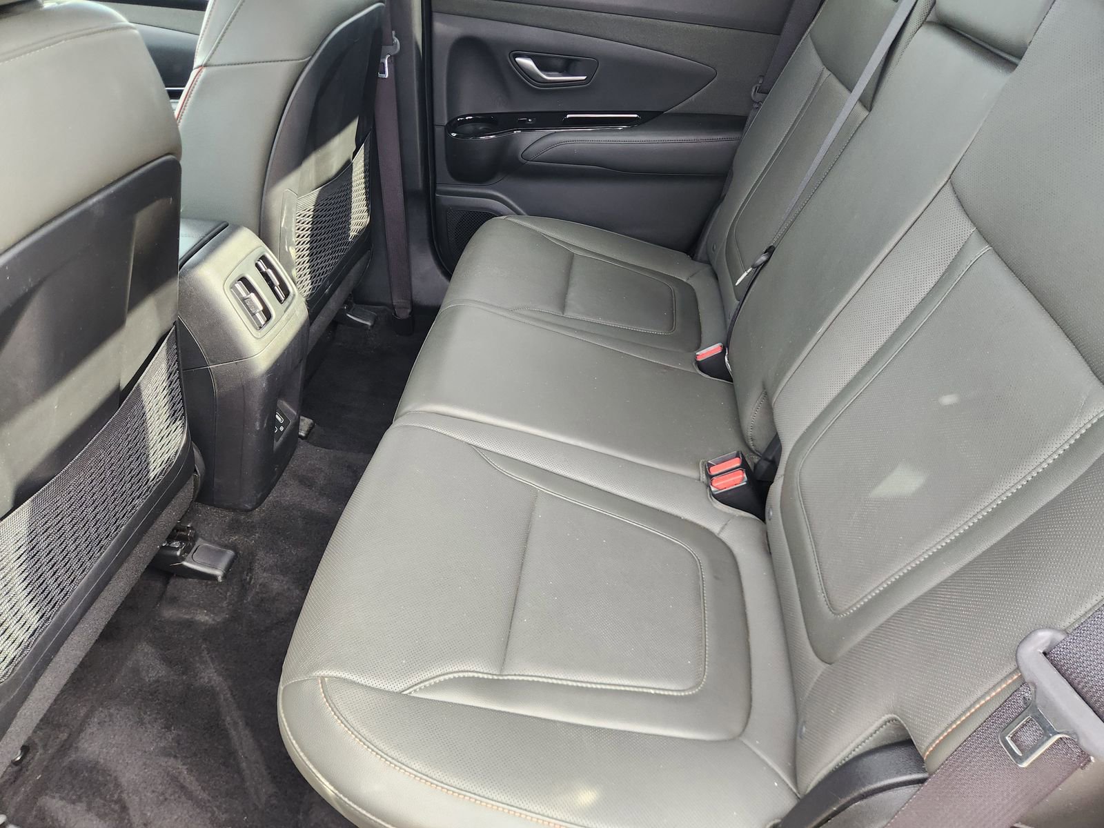 Used 2024 Hyundai Santa Cruz Limited image 35