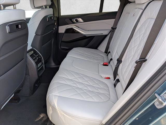 New 2026 BMW X5 xDrive50e image 17