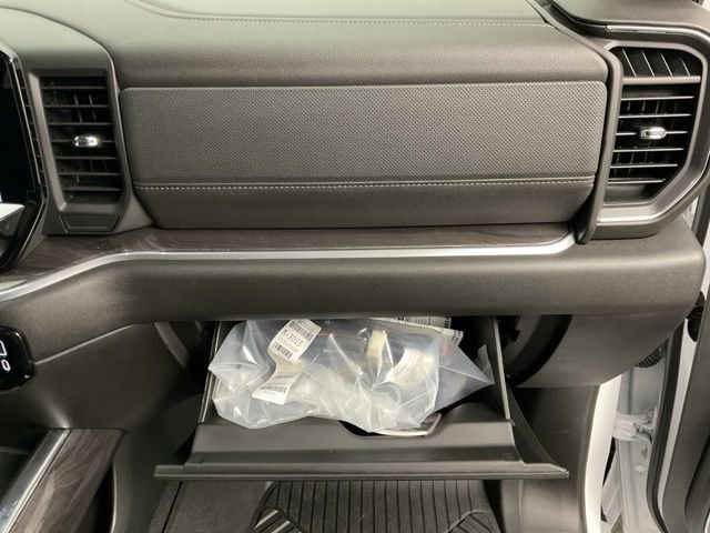 Certified 2026 Chevrolet Silverado 2500 LTZ w/ LTZ Convenience Package image 30