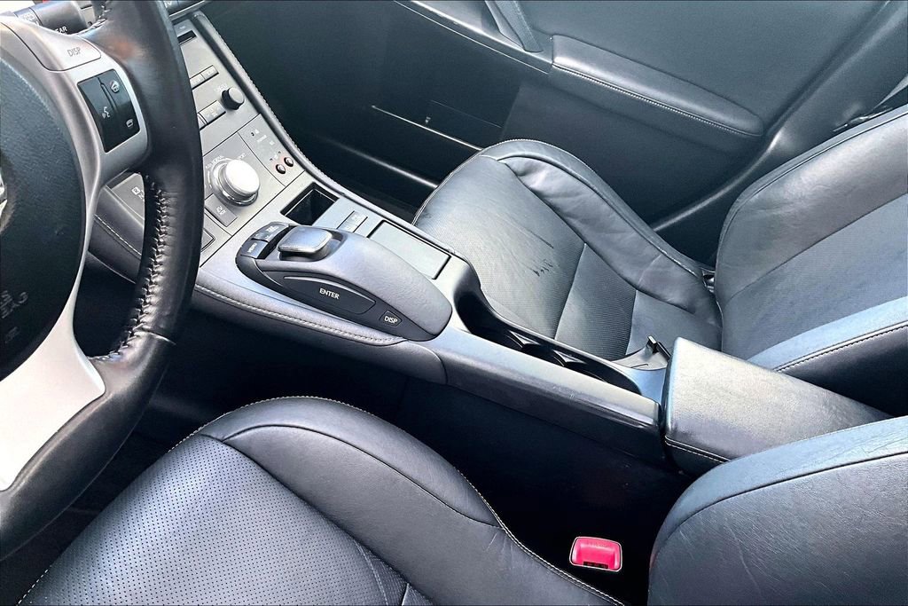 Used 2012 Lexus CT 200h Premium w/ Leather Pkg image 16