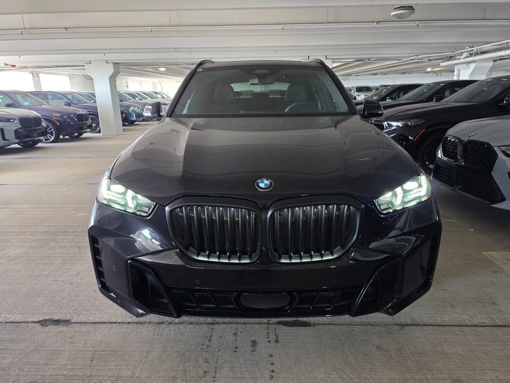 New 2026 BMW X5 sDrive40i w/ M Sport Package RWD image 2