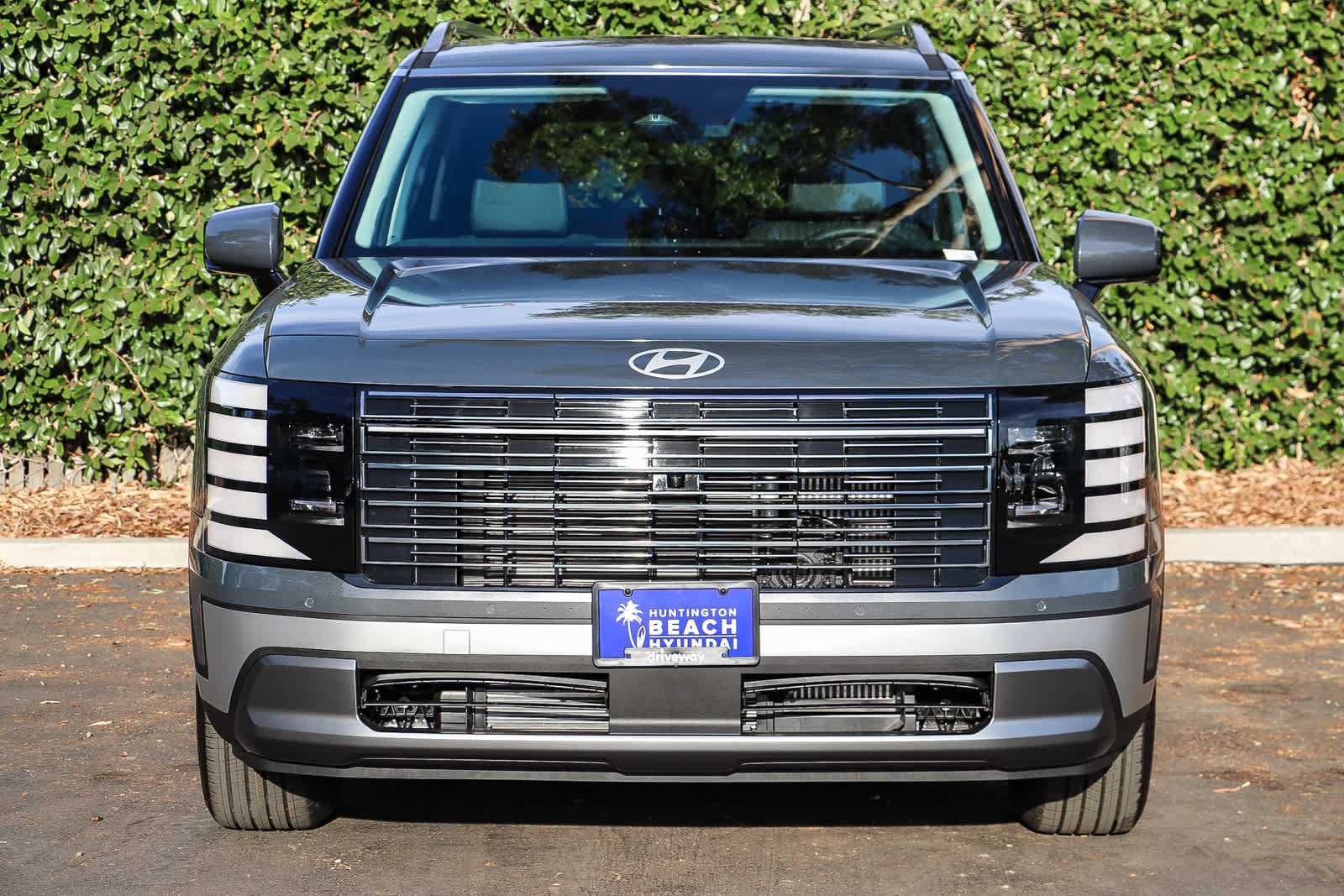 New 2027 Hyundai Palisade SEL Premium FWD image 2