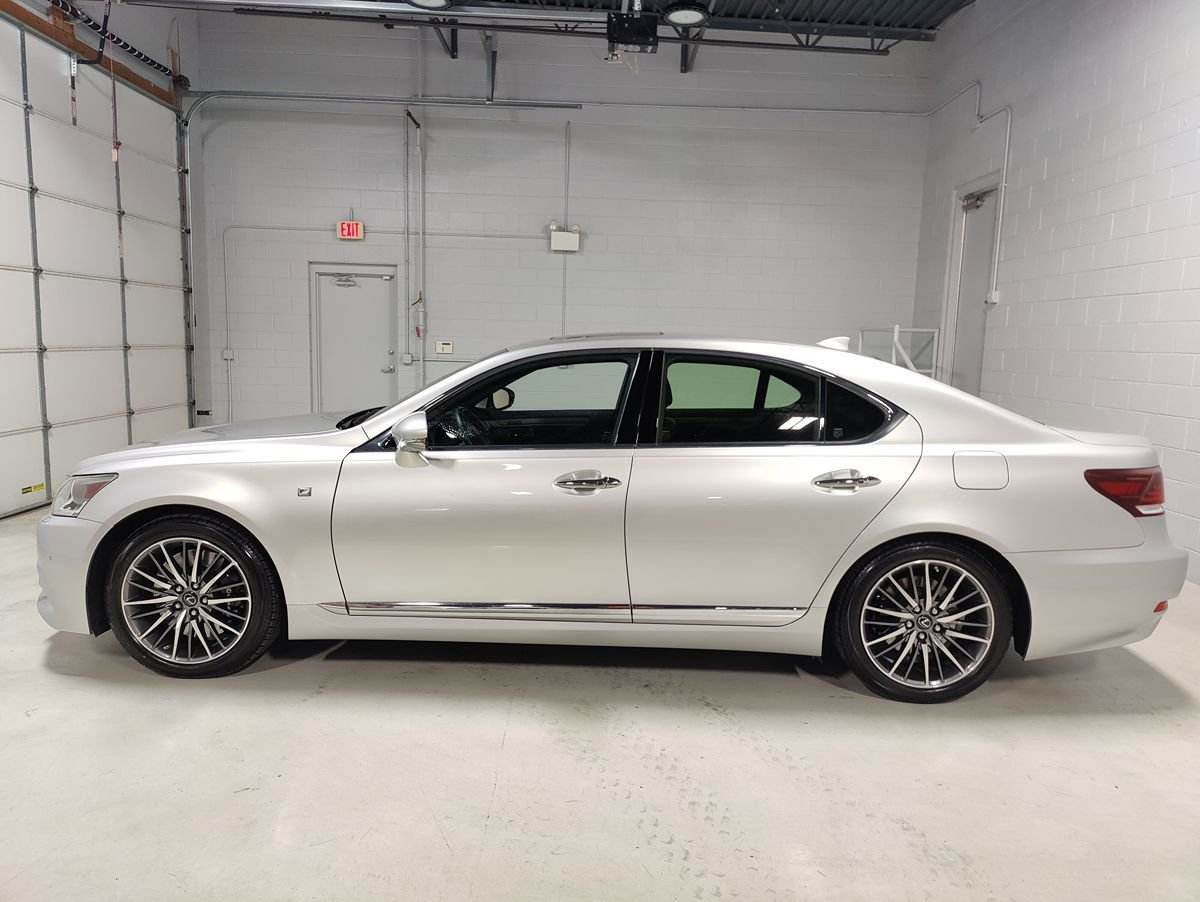 Used 2016 Lexus LS 460 AWD image 27