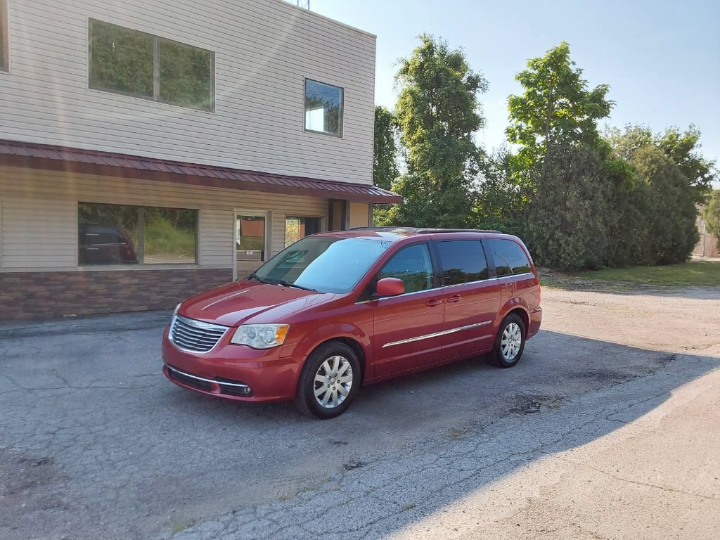 Used 2014 Chrysler Town & Country Touring
