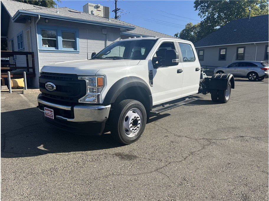 Used 2022 Ford F550 2WD Crew Cab Super Duty w/ Power Equipment Group image 3