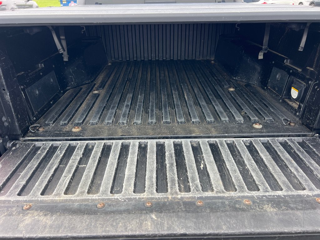 Used 2018 Toyota Tacoma TRD Sport AWD/4WD image 12
