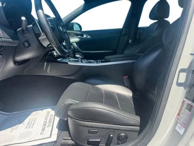 Used 2021 Kia Stinger GT2 AWD/4WD image 9