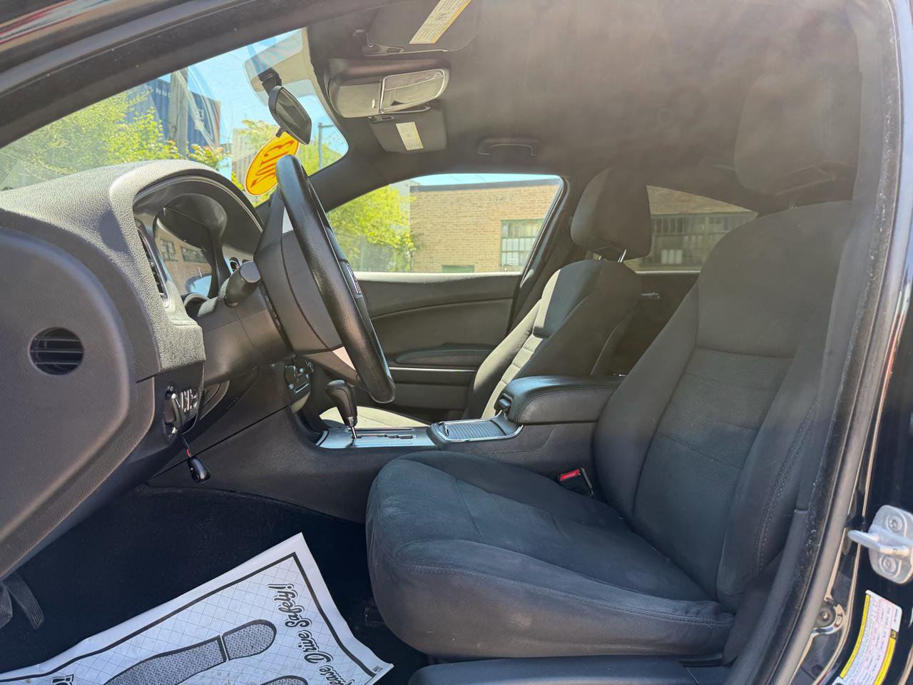 Used 2013 Dodge Charger SE RWD image 21