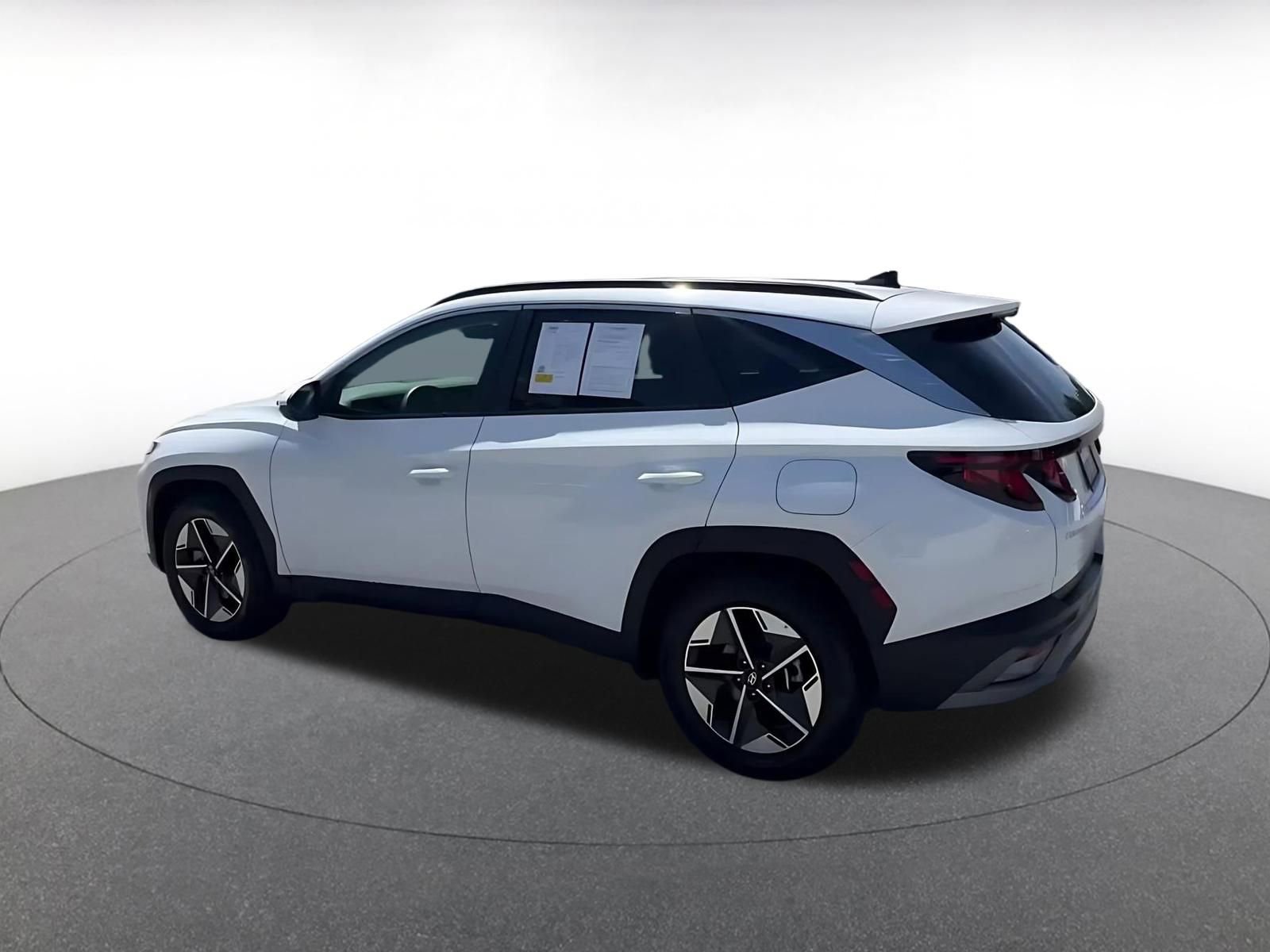 Used 2025 Hyundai Tucson SEL FWD image 10