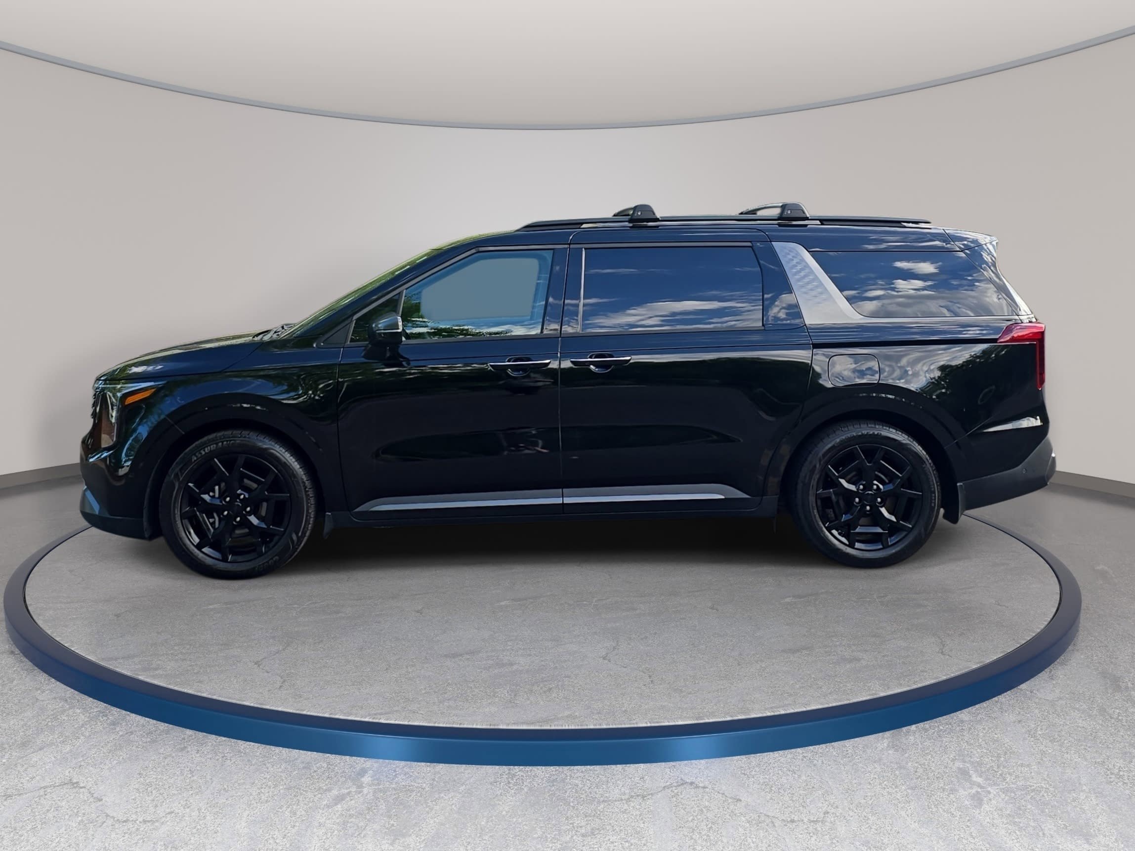 Used 2026 Kia Carnival SX Prestige image 8