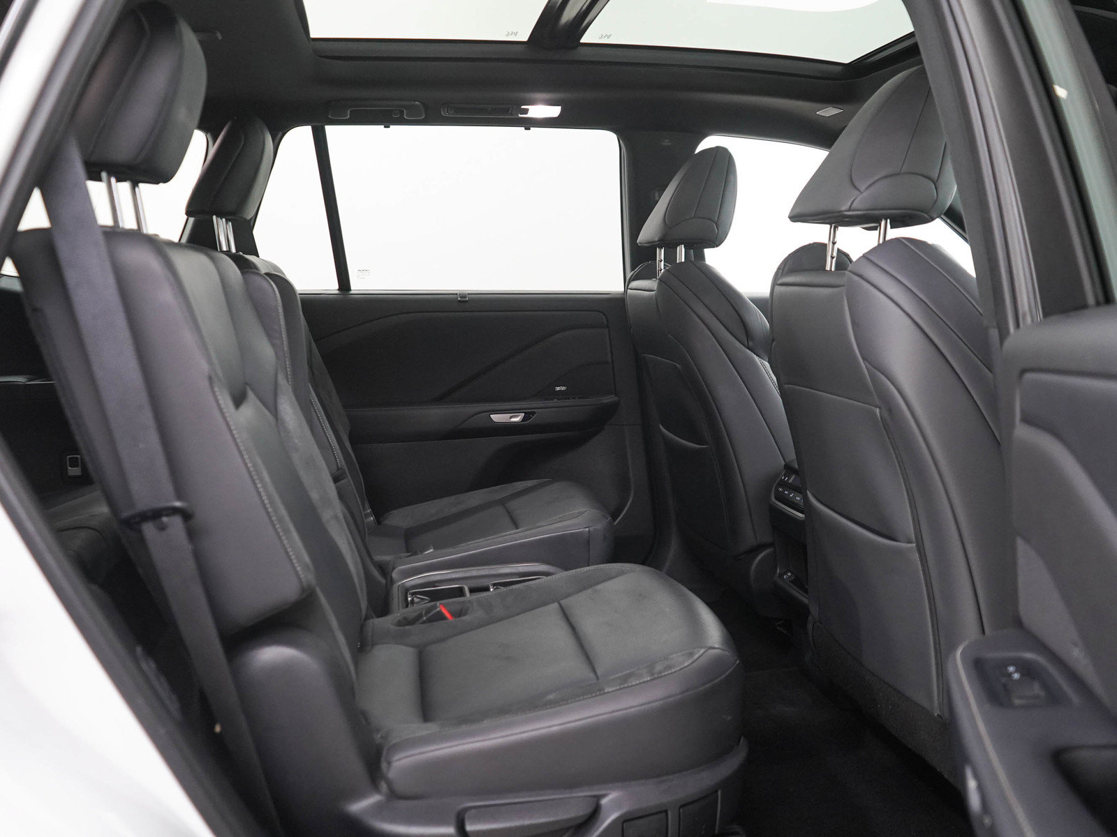 Used 2024 Lexus TX 500h AWD image 12