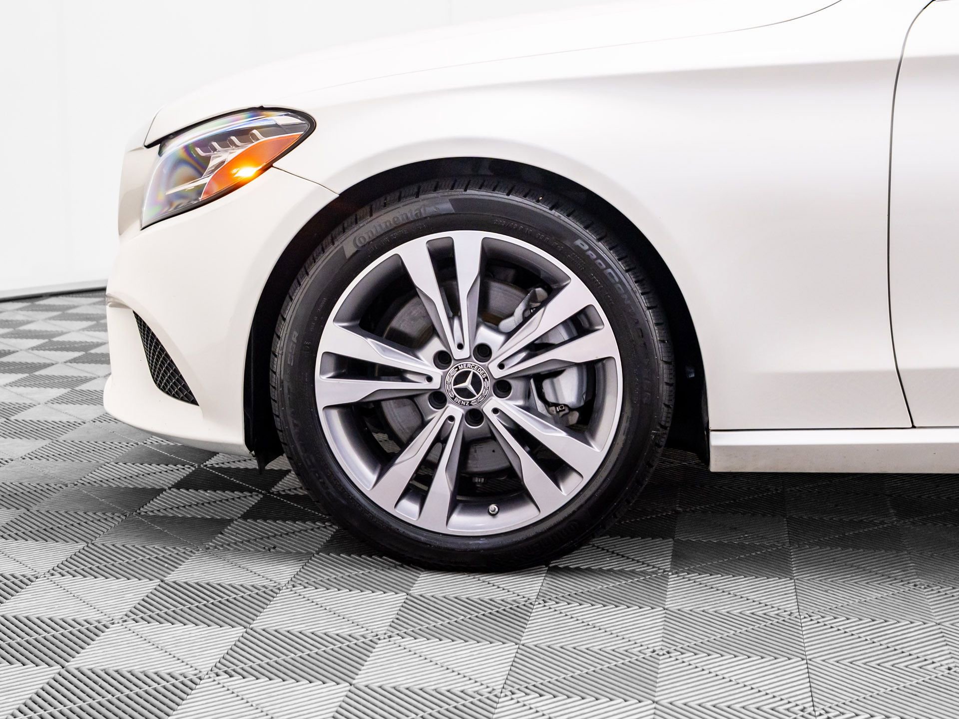 Used 2023 Mercedes-Benz C 300 C 300 w/ Multimedia Package image 33