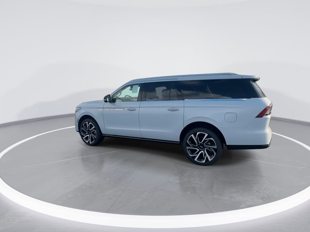 New 2026 Lincoln Navigator L Reserve AWD/4WD image 6
