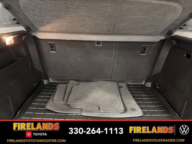 Used 2018 Chevrolet Trax LT w/ LT Convenience Package image 32