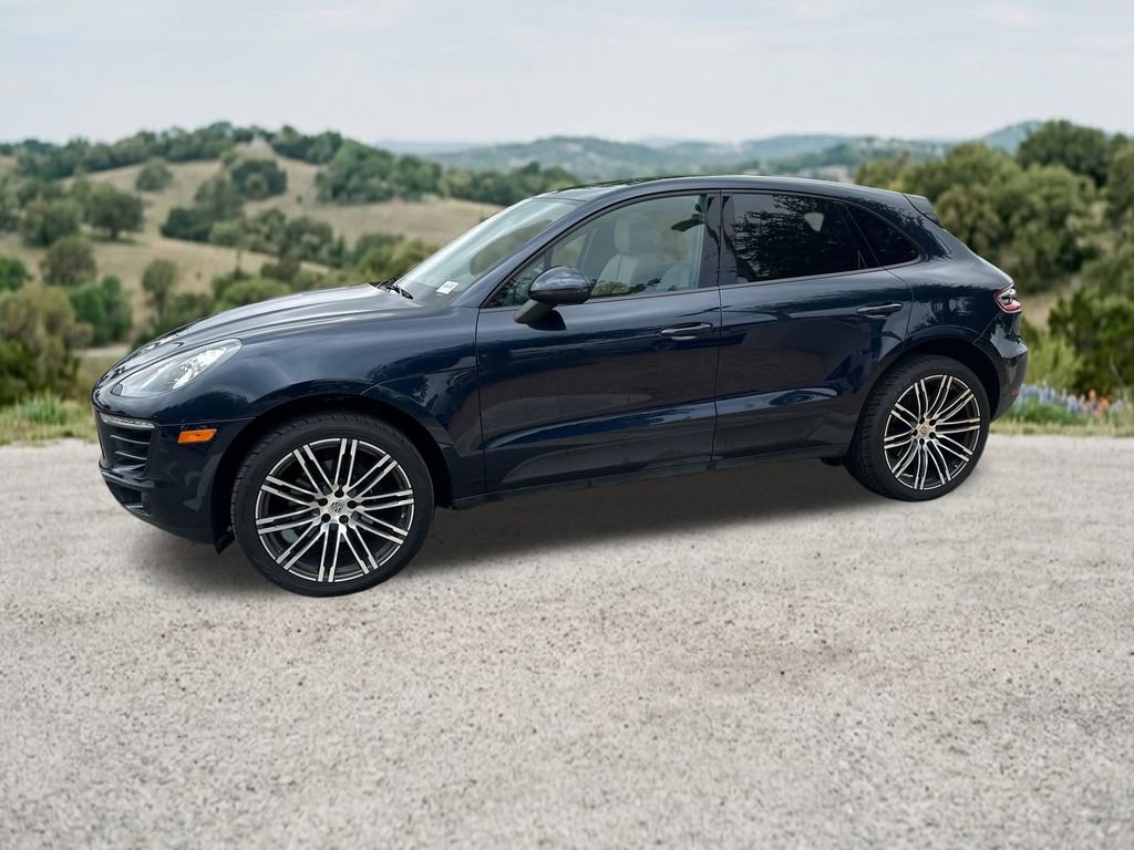 Used 2018 Porsche Macan AWD/4WD image 4