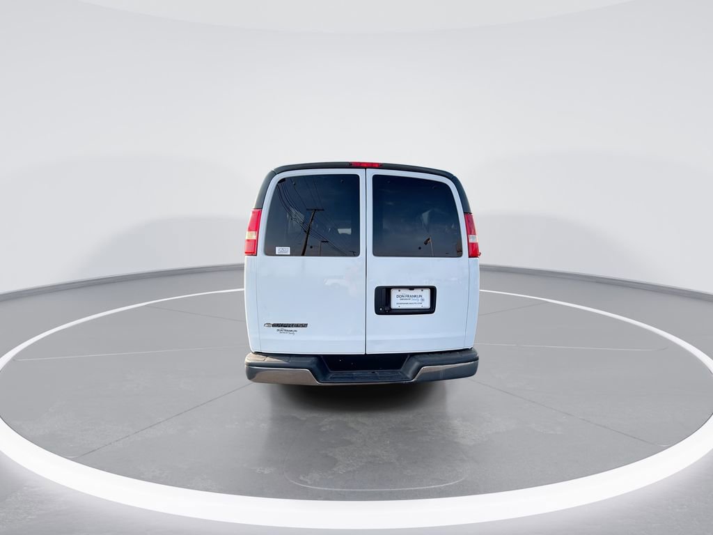 Used 2019 Chevrolet Express 3500 LT w/ LT Preferred Equipment Group image 7