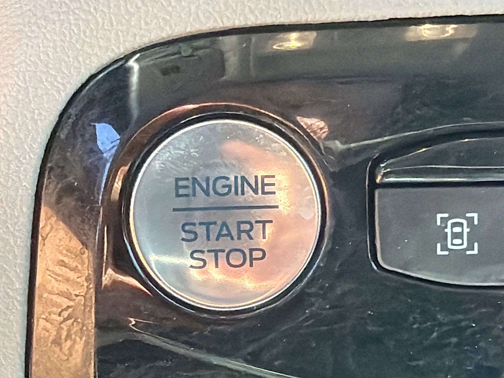 Used 2023 Ford Escape Platinum image 31