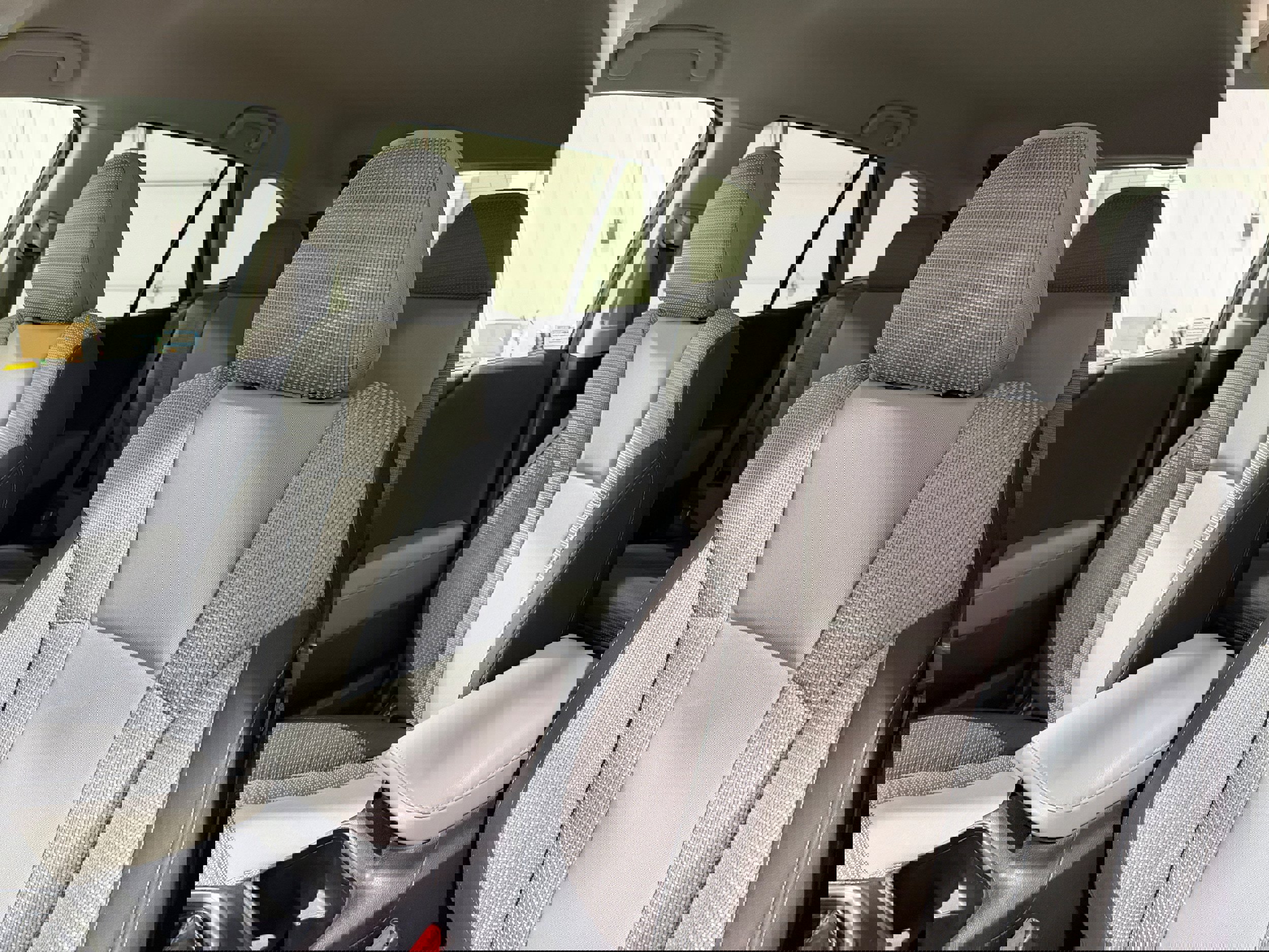 Used 2020 Subaru Outback Premium image 5