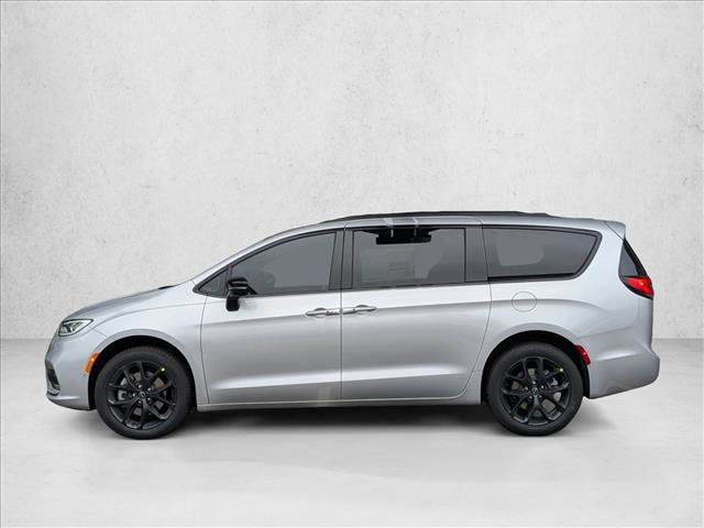 New 2026 Chrysler Pacifica Limited w/ S Appearance Package AWD/4WD image 9