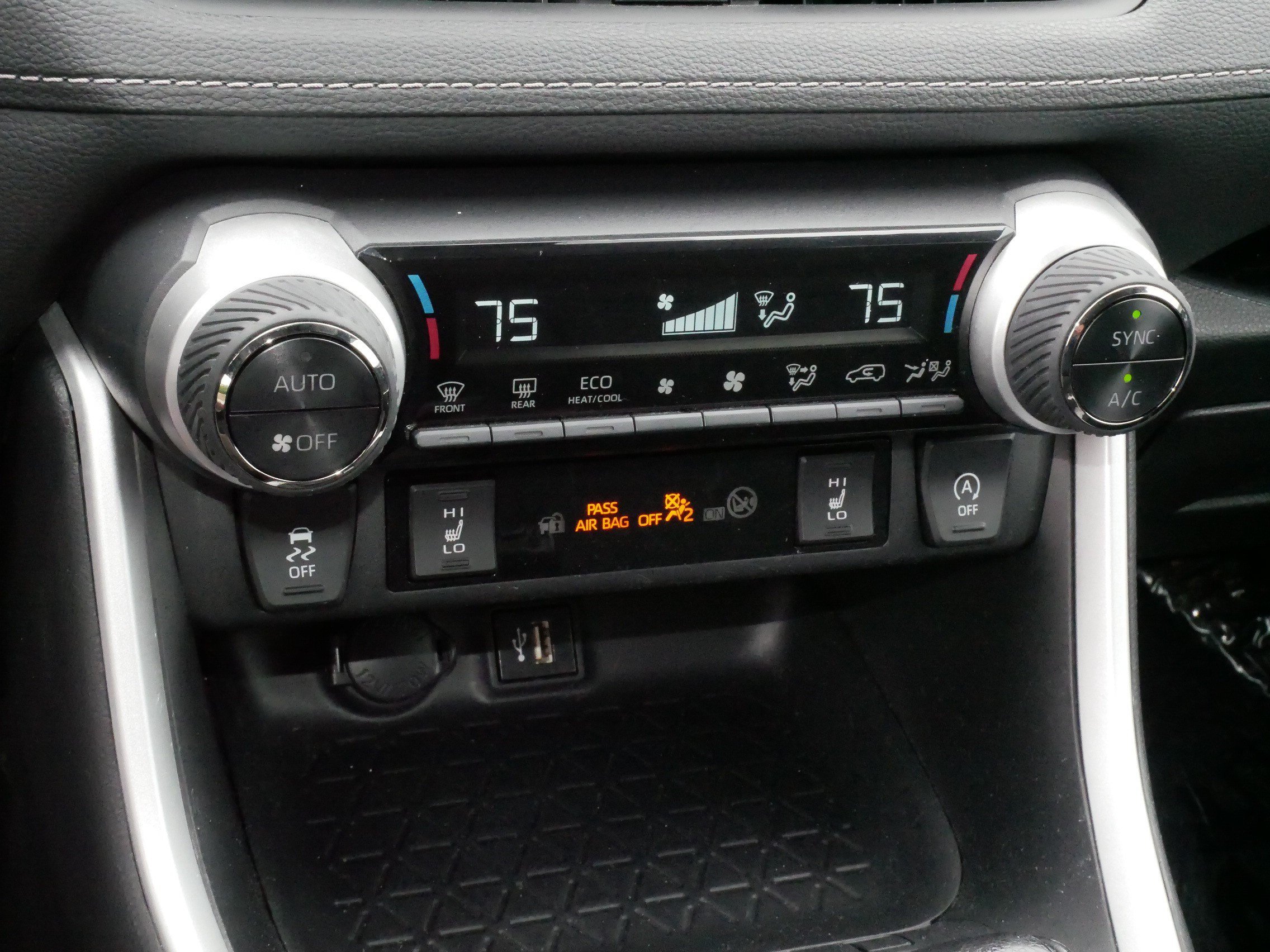 Certified 2024 Toyota RAV4 XLE w/ Weather Package AWD/4WD image 23