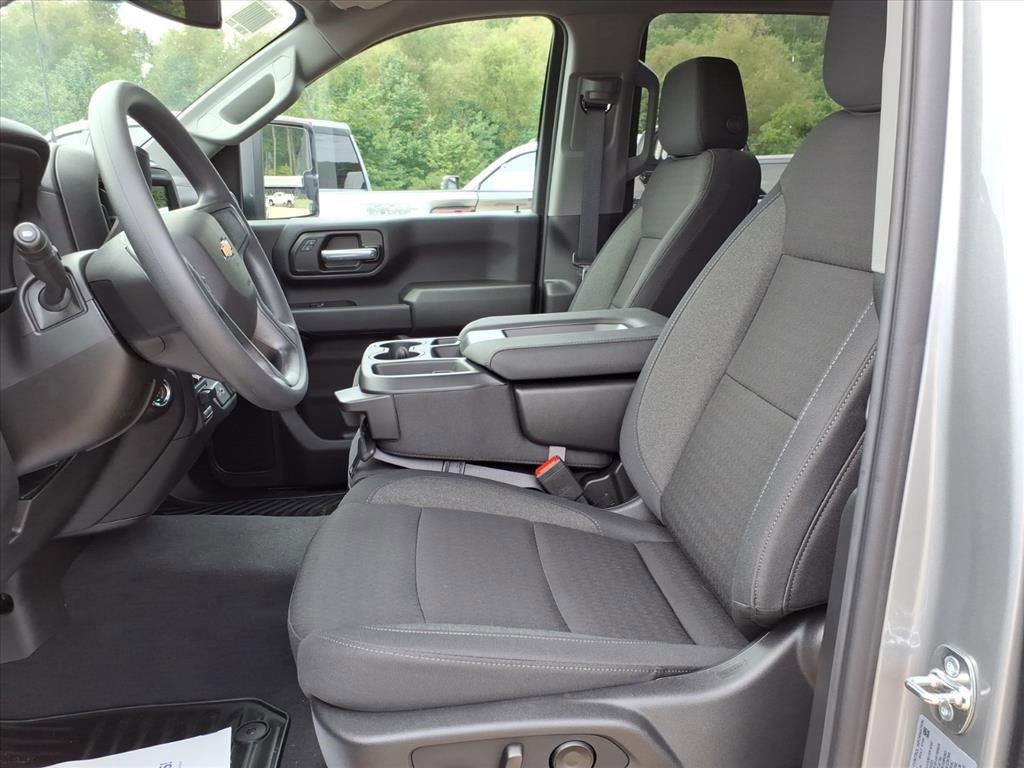 New 2025 Chevrolet Silverado 2500 Custom w/ Custom Value Package image 11