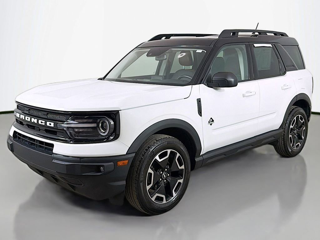Used 2022 Ford Bronco Sport Outer Banks w/ Tech Package AWD/4WD image 8