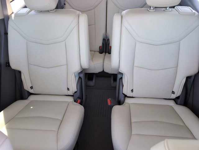 Used 2022 Cadillac XT6 Premium Luxury w/ Technology Package image 26