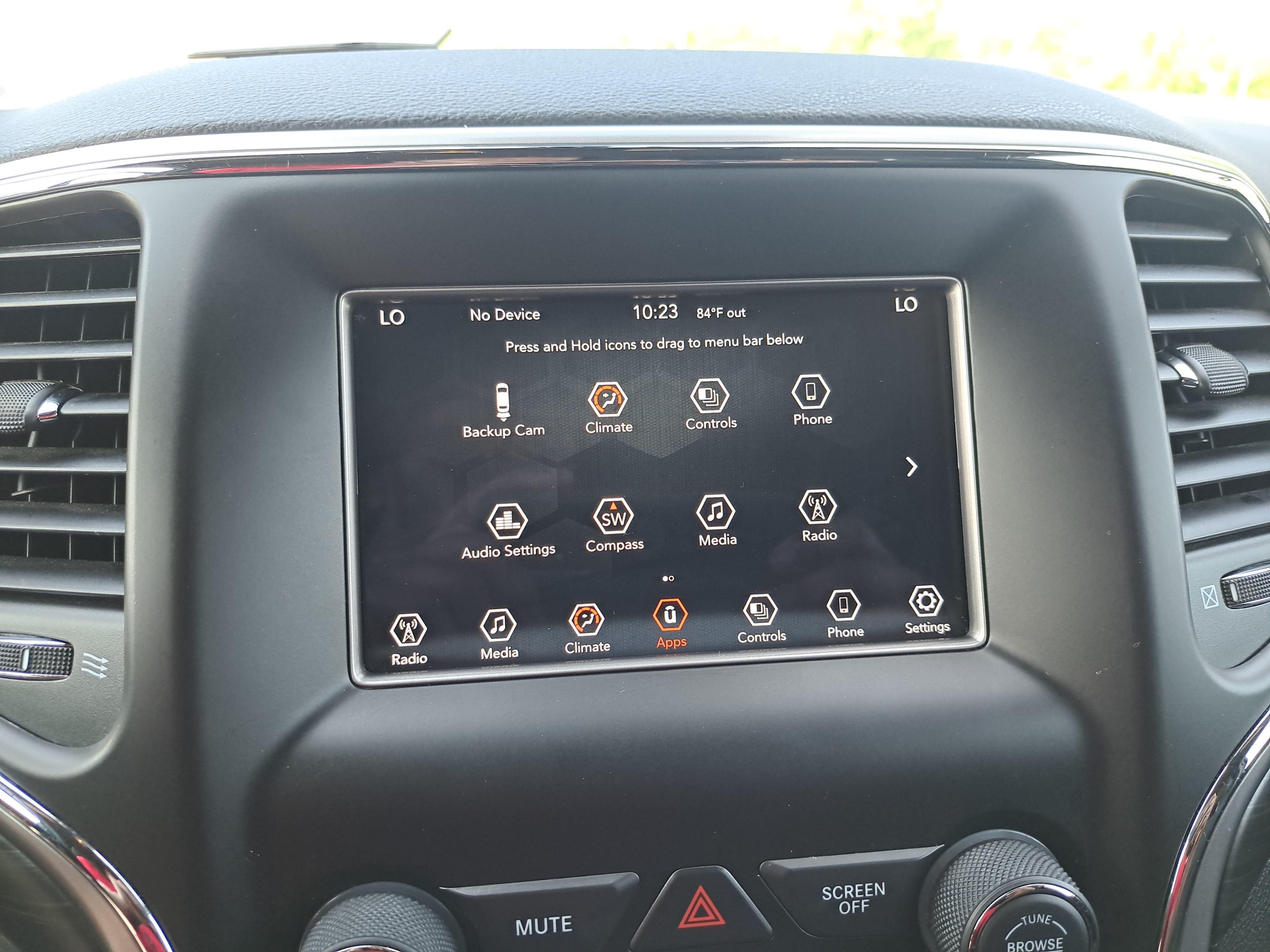 Used 2021 Jeep Grand Cherokee Laredo RWD image 22
