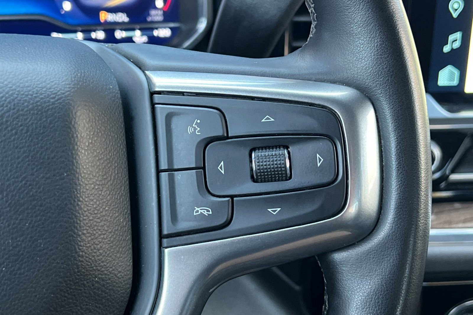 Used 2024 Chevrolet Silverado 1500 LT w/ Protection Package image 31