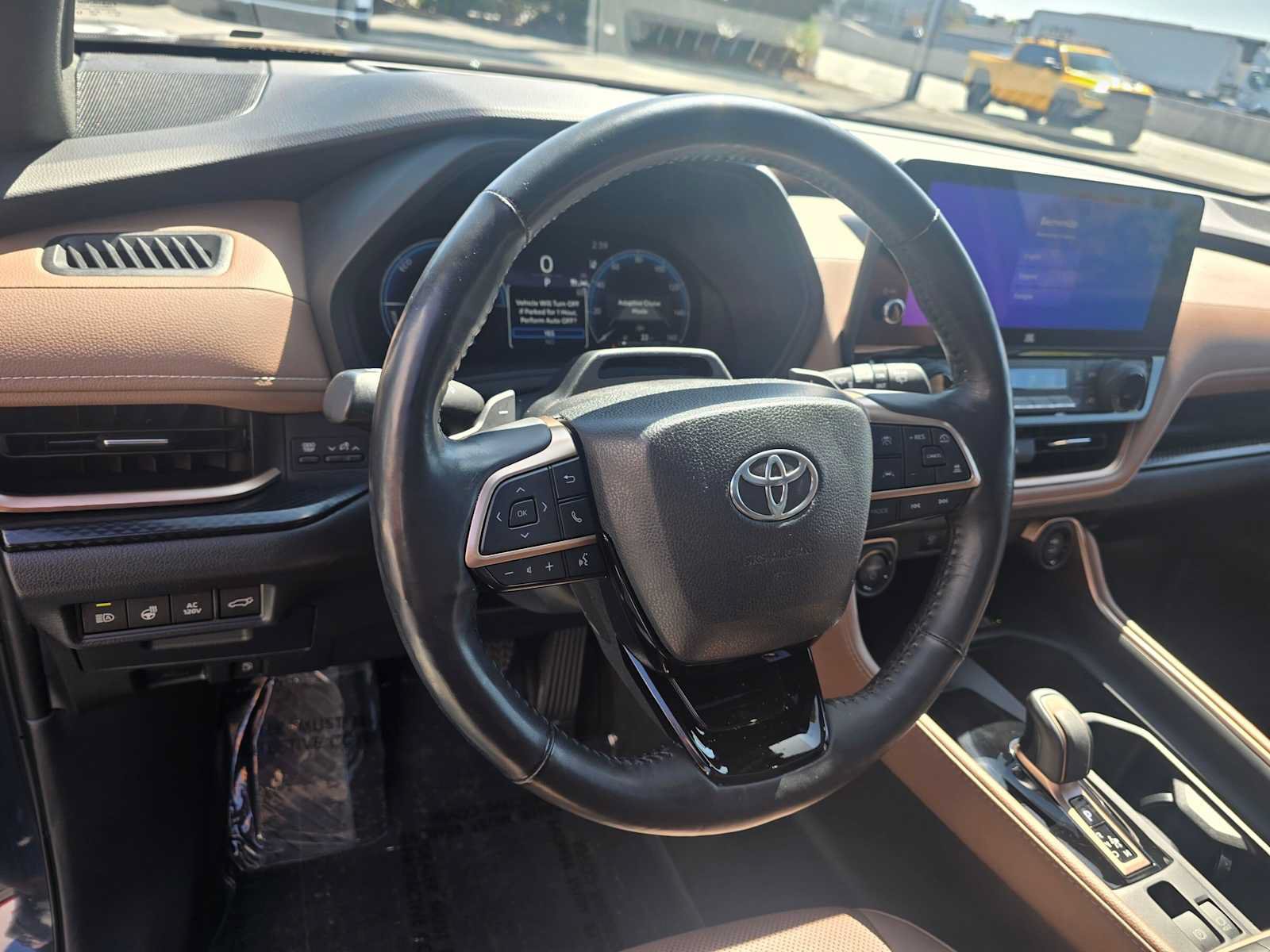Used 2024 Toyota Grand Highlander AWD Hybrid image 27