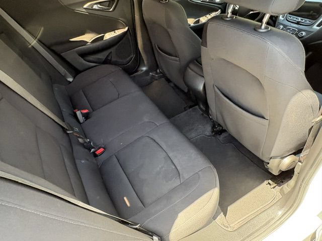 Used 2021 Chevrolet Malibu RS FWD image 18