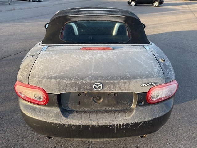 Used 2015 MAZDA MX-5 Miata Sport image 4