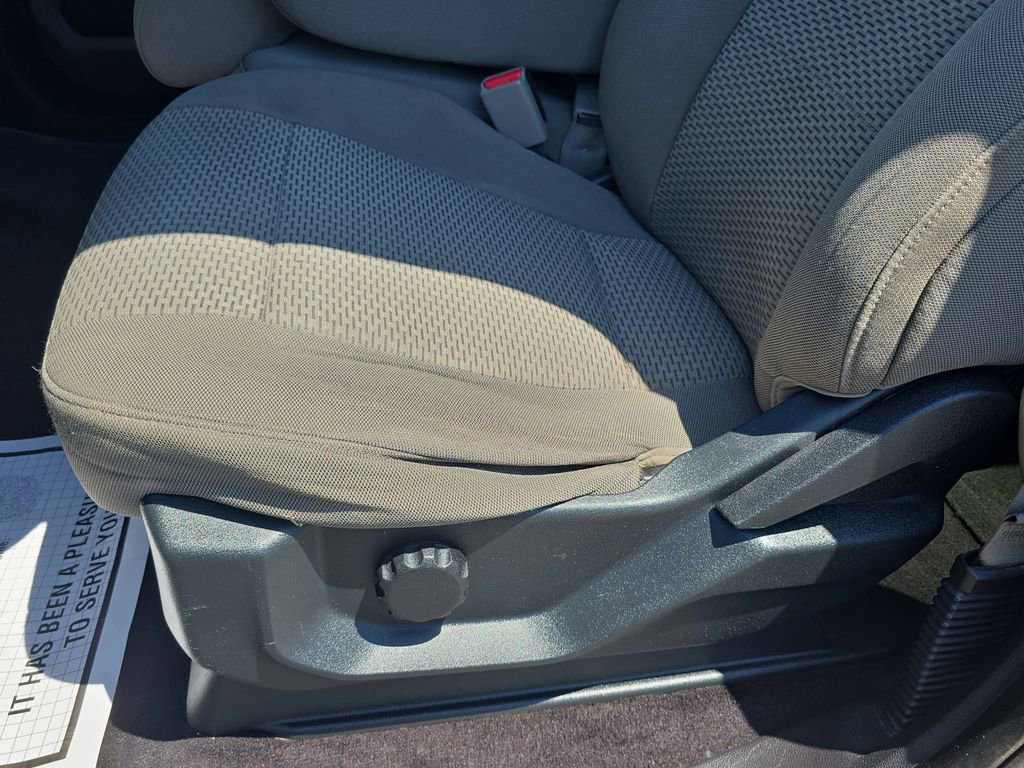 Used 2017 Ford F150 XLT AWD/4WD image 23