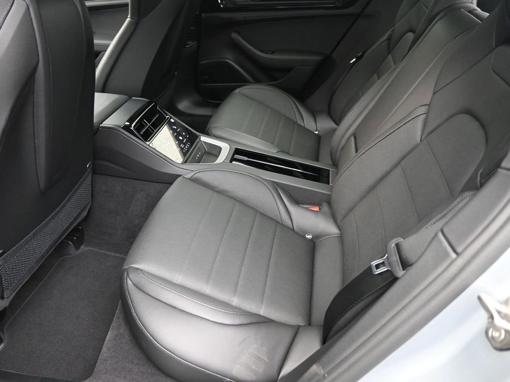 New 2026 Porsche Panamera 4 image 18