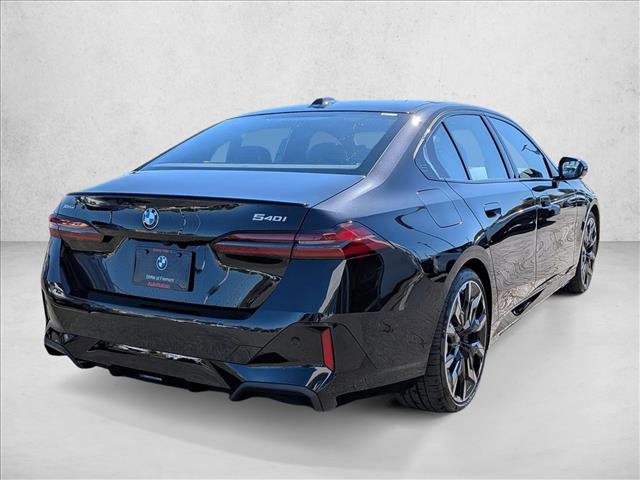 New 2026 BMW 540i xDrive w/ M Sport Package video 2