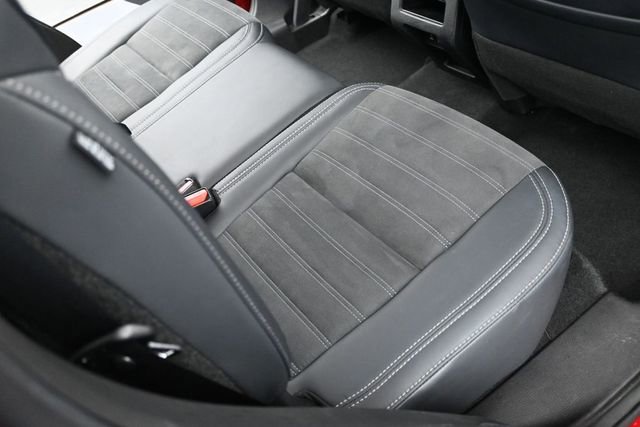 Used 2025 Mitsubishi Outlander SE FWD image 32