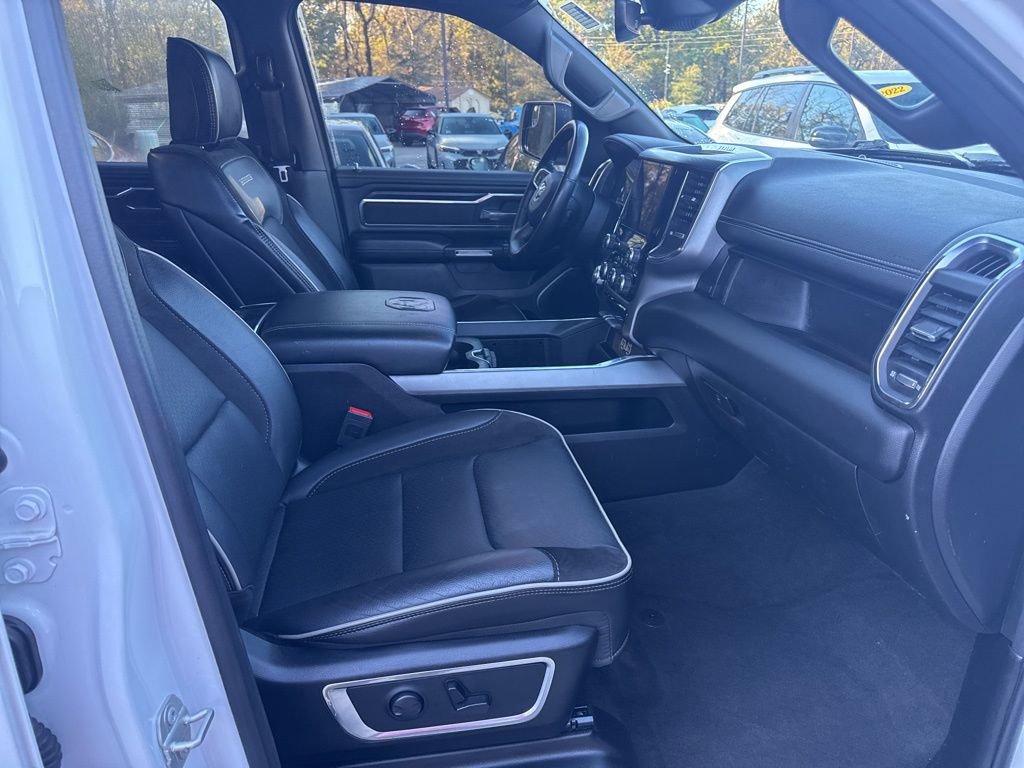 Used 2024 RAM 1500 Laramie image 16