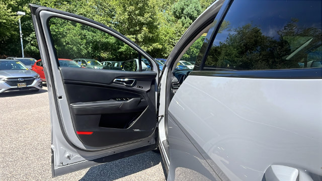 Used 2025 Kia Sportage SX AWD/4WD image 26