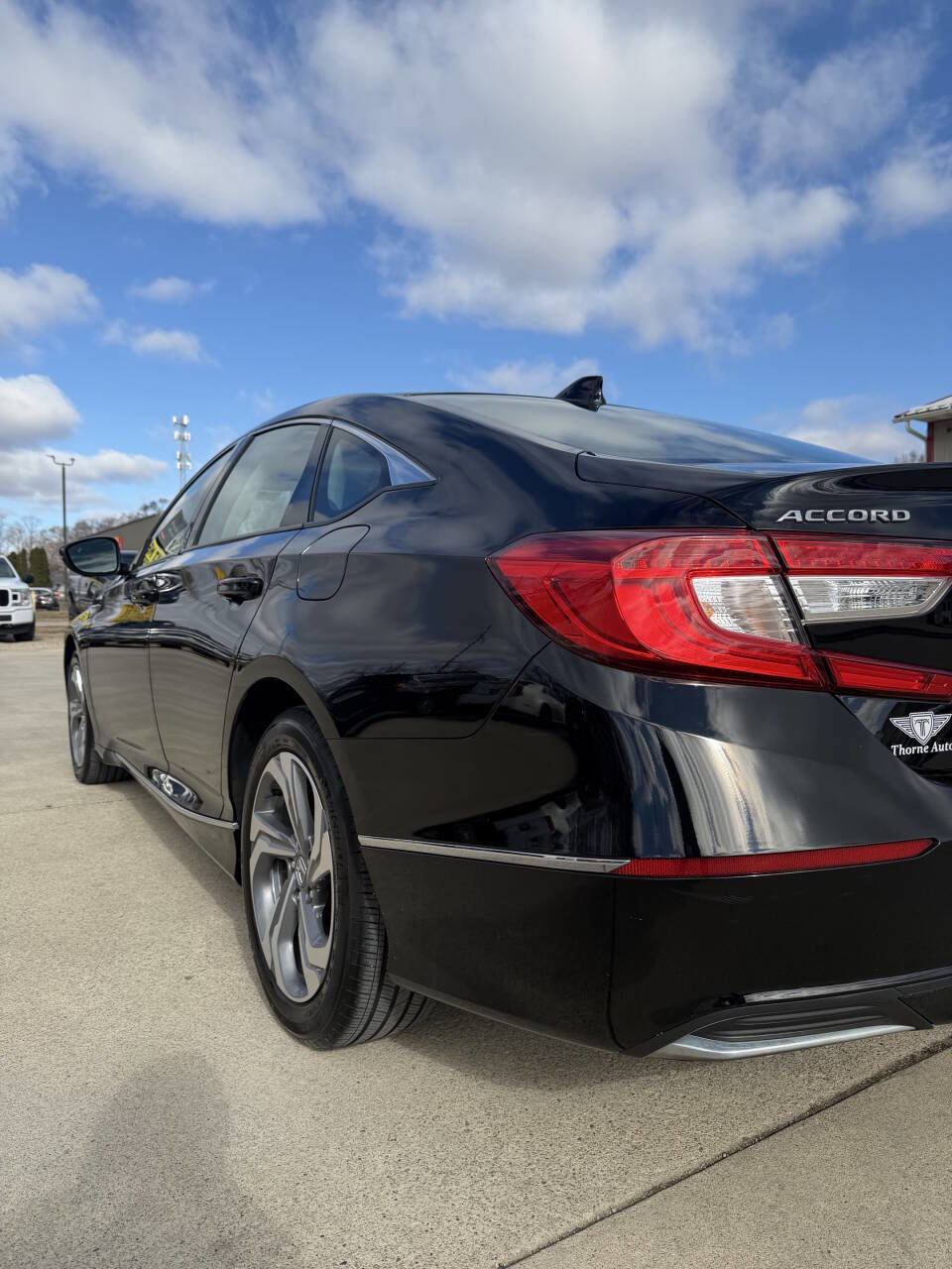 Used 2019 Honda Accord EX-L image 7