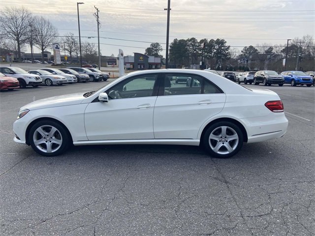 Used 2014 Mercedes-Benz E 350 4MATIC Sedan image 4