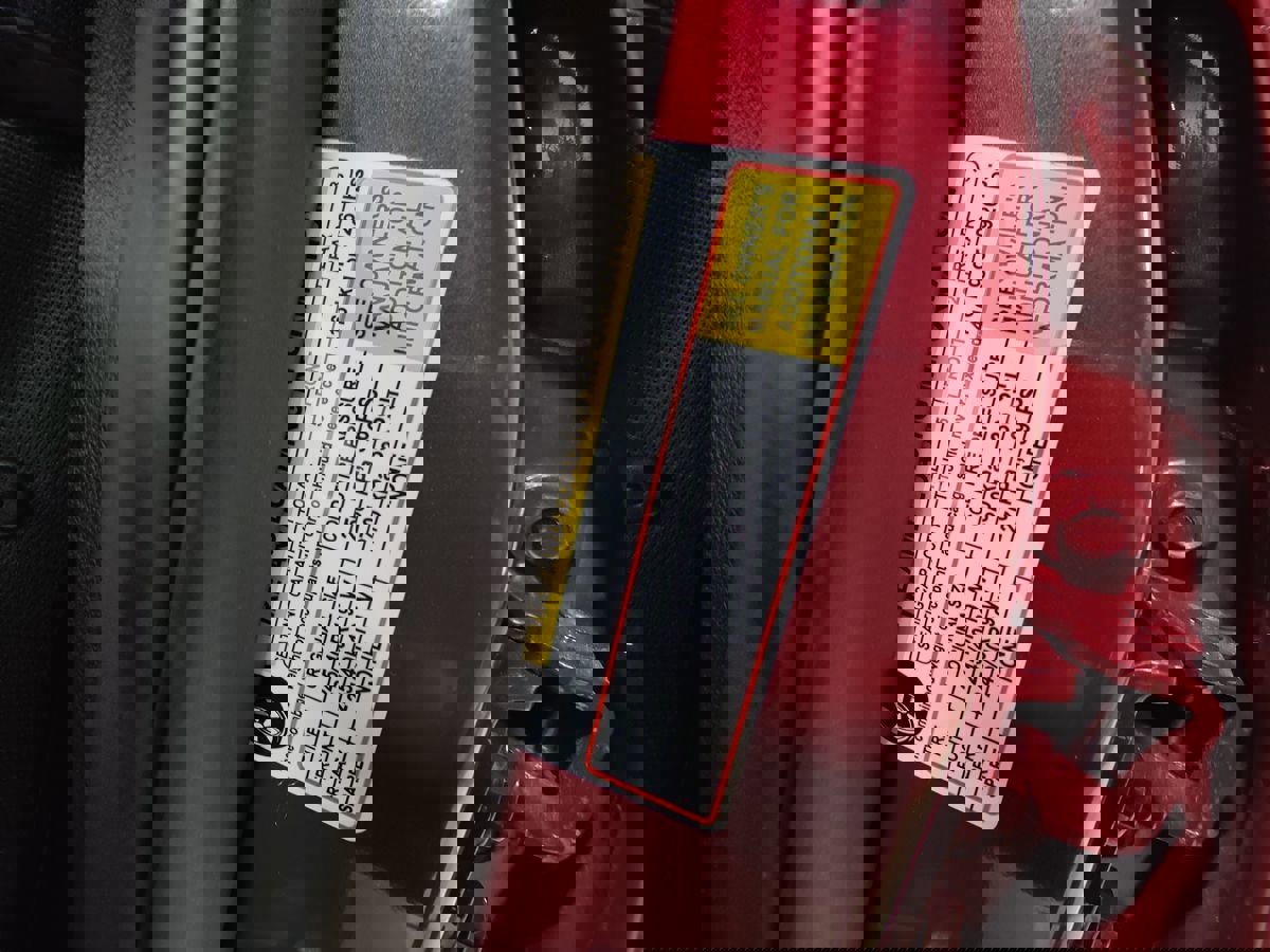 Used 2009 Pontiac G8 GXP image 22