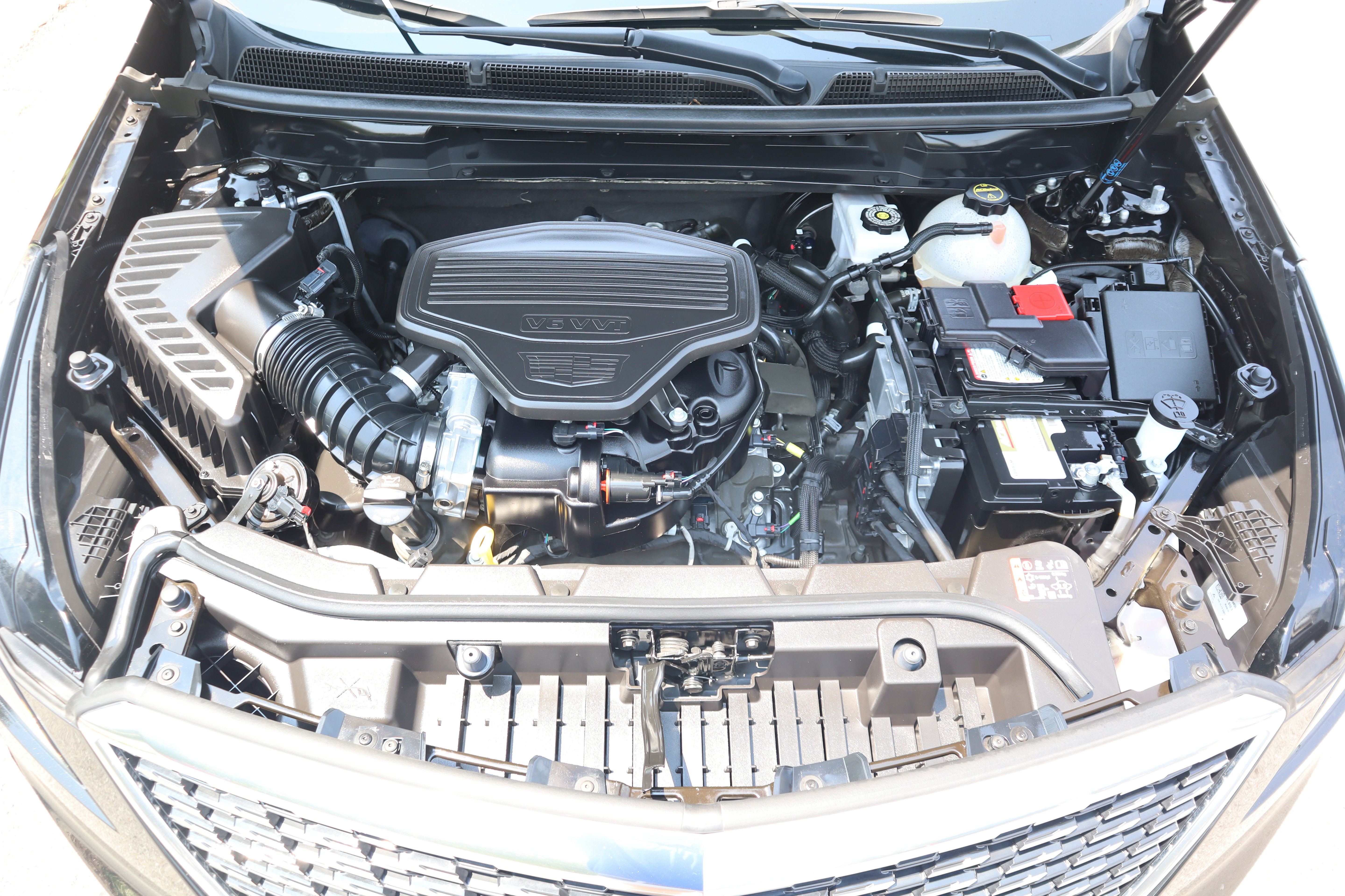 Used 2024 Cadillac XT5 Premium Luxury w/ Technology Package FWD image 32