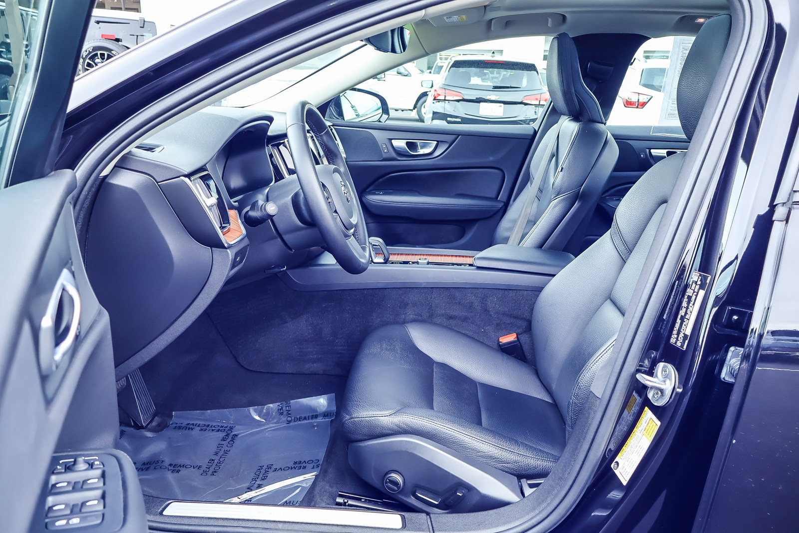 Used 2024 Volvo S60 B5 Plus AWD/4WD image 2