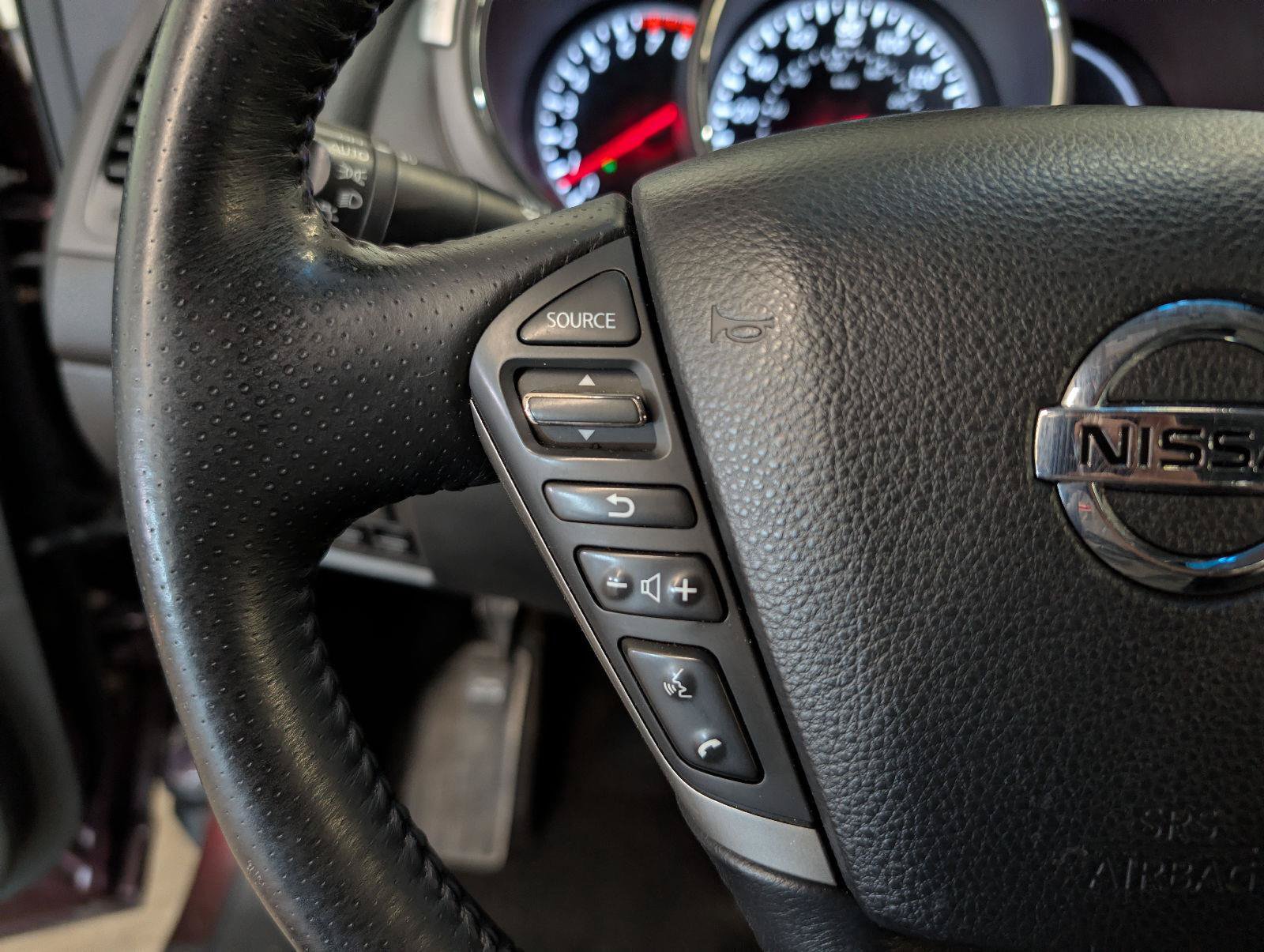 Used 2014 Nissan Murano SL w/ Navigation Package AWD/4WD image 22