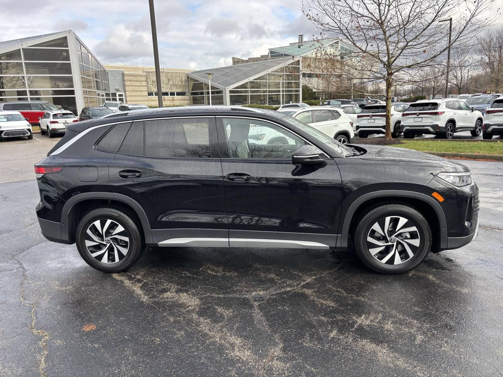 New 2026 Volkswagen Tiguan S FWD image 8