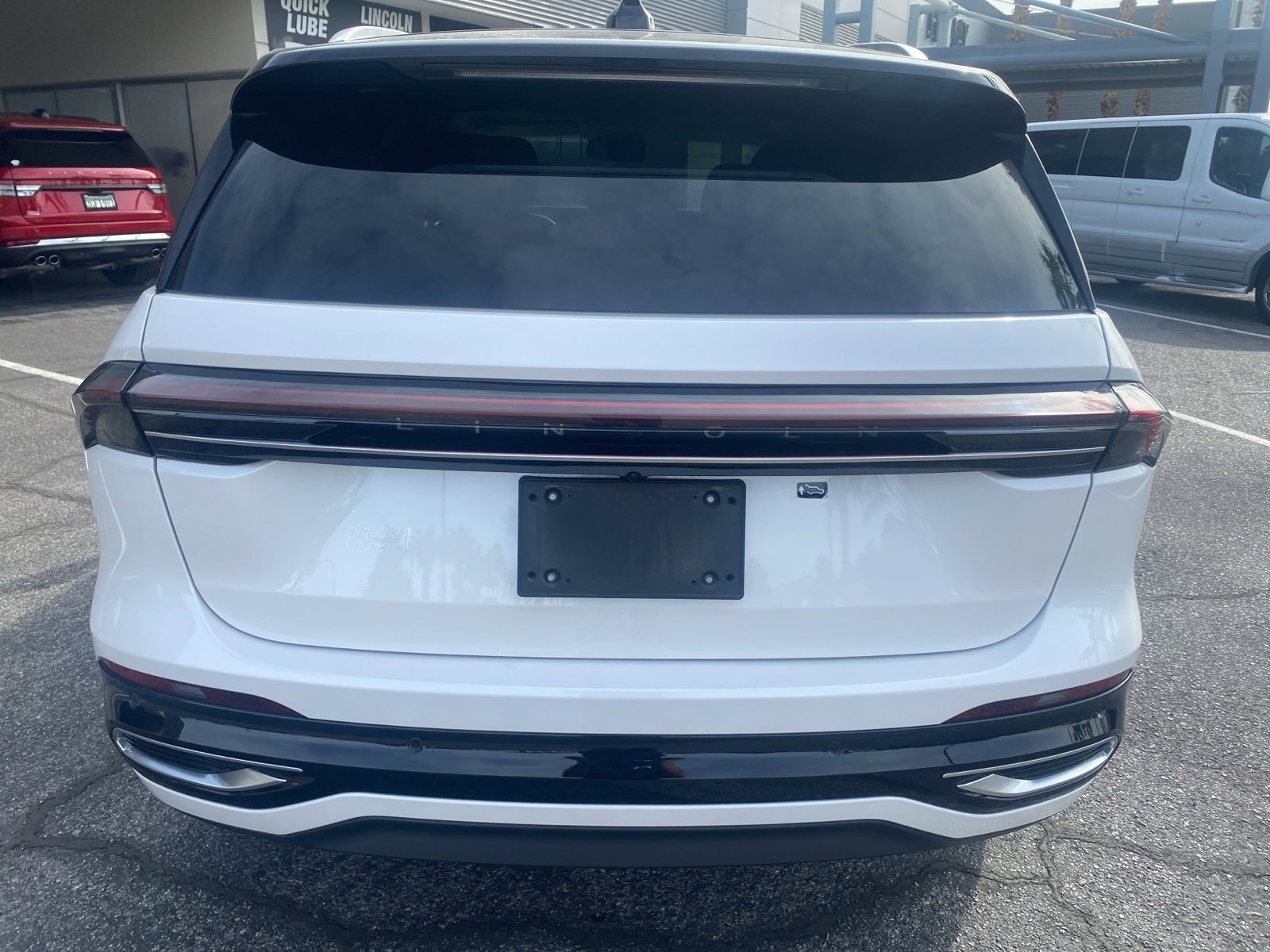 Used 2024 Lincoln Nautilus Reserve w/ Equipment Group 202A image 6