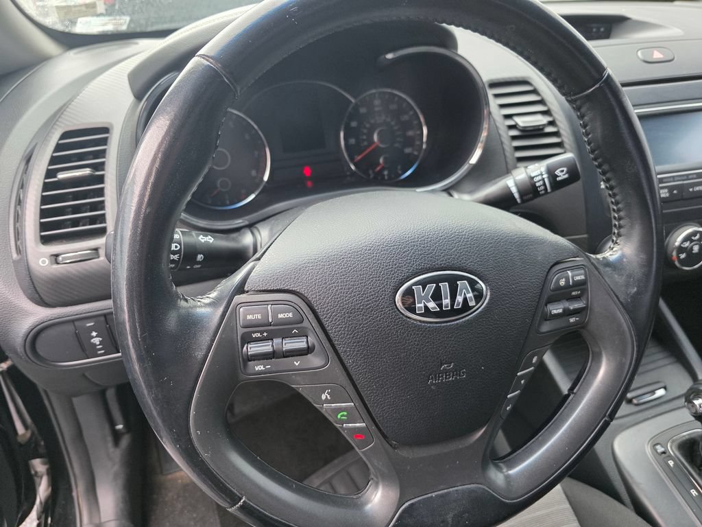 Used 2014 Kia Forte EX FWD image 7