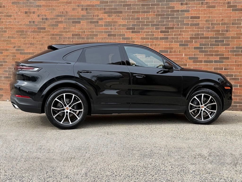 New 2026 Porsche Cayenne Coupe image 7