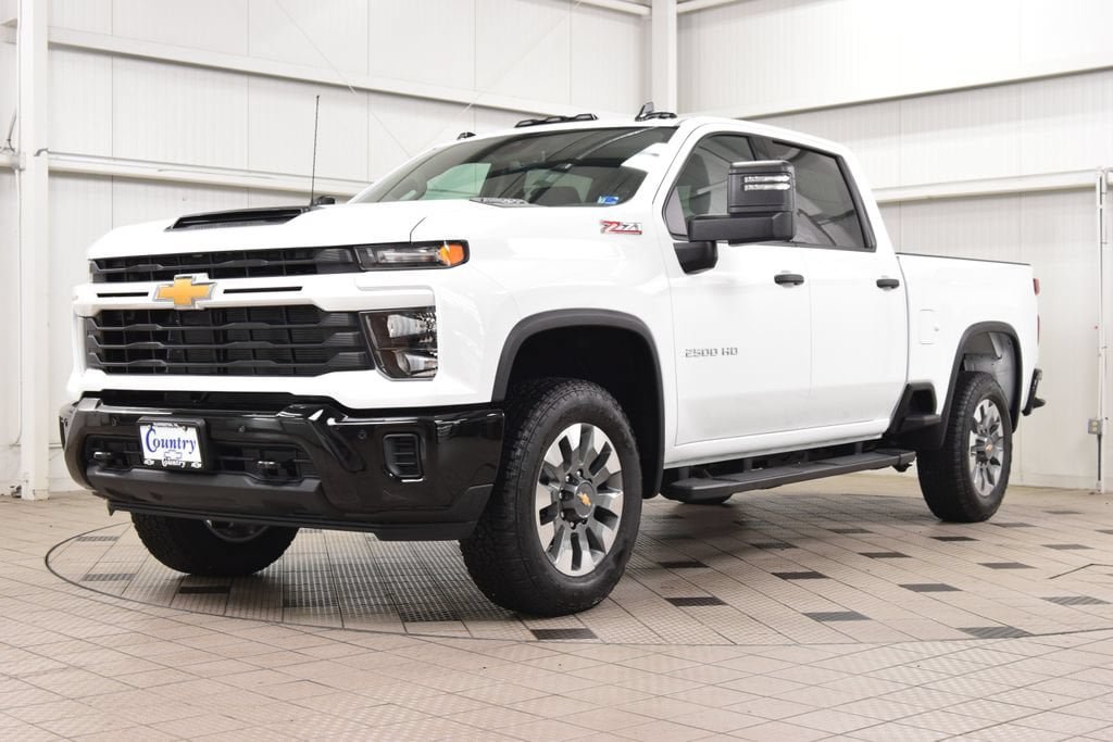 New 2026 Chevrolet Silverado 2500 Custom w/ Custom Value Package AWD/4WD image 3